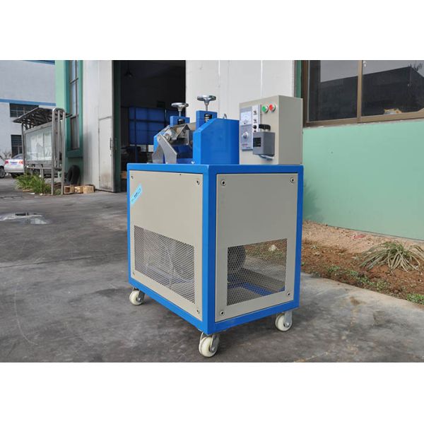 Ехать на автомобиле машинного оборудования вырезывания ФПБ 200 ПП ПЭ силы 3кв выход 210кг/х напряжения тока пластикового выполненный на заказ