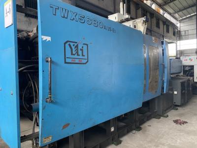 Used 568 Ton Servo Motor Injection Molding Machine UWA TWX5680A Thin Wall