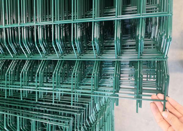 ECO Friendly PVC Coated Wire Mesh Fence 3D Curved Security Welded Fence