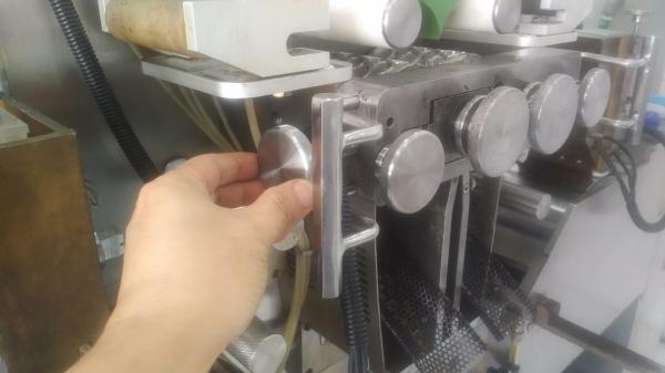 100000 Pcs/H Softgel Encapsulation Machine Automatic Painball Making