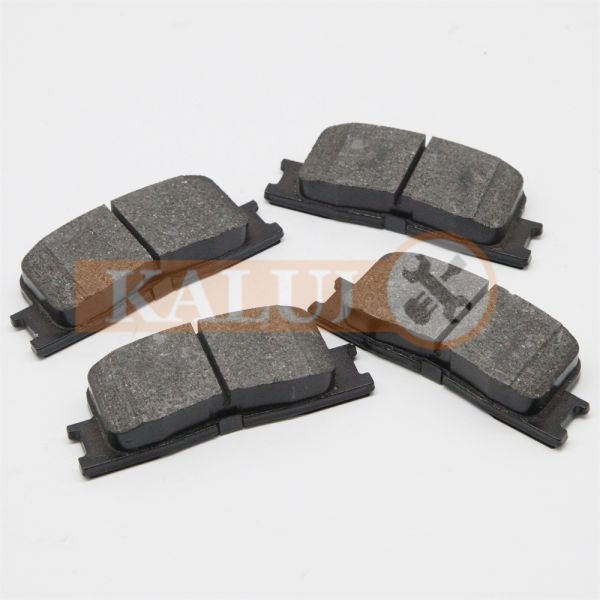 D885 Rear Ceramic Brake Pads Kit Camry Wish Highlander E300 ES330