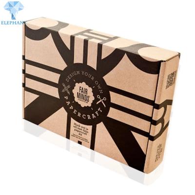 Caixas de envio onduladas de embalagem impressas pretas personalizadas do papel de Logo Garment Cardboard Kraft