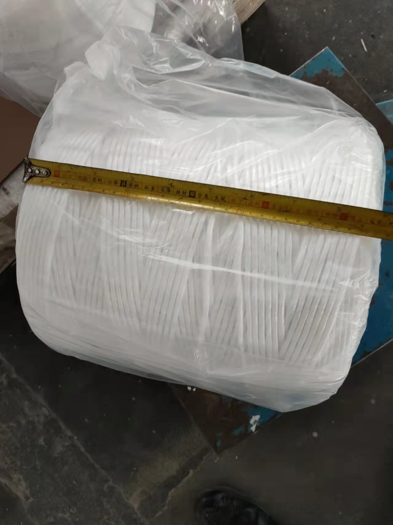 УЛЬТРАФИОЛЕТОВАЯ обработанная солома шпагата Балер полипропилена 8г/м для круглого Балер сена