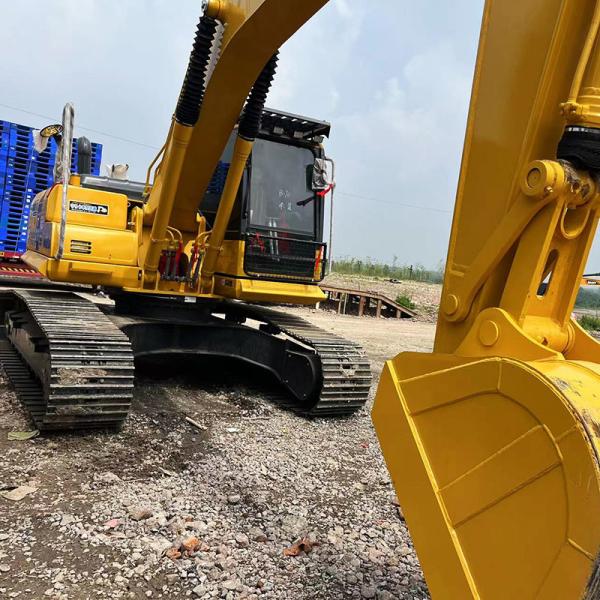 21Ton Used Crawler Heavy Excavator Komatsu PC210-8 Earth-Moving Machinery Digger