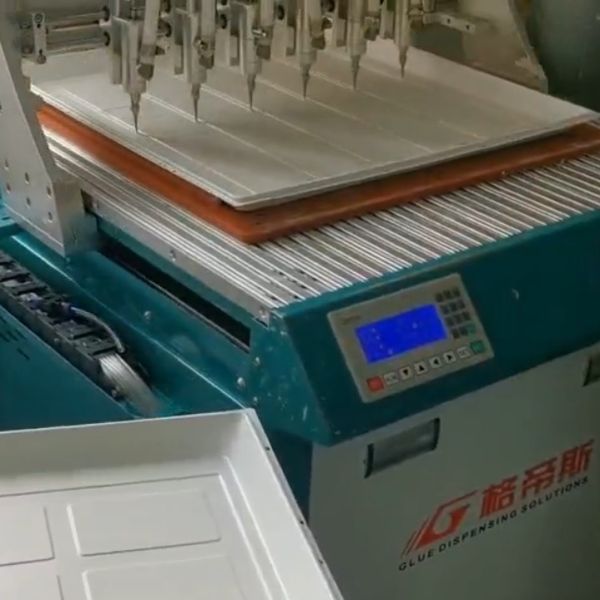 3 Axis Dispensing Robot Suitable for Automated Glue Dispensing and Water Proof Bonding in Bath Heater Production Lines