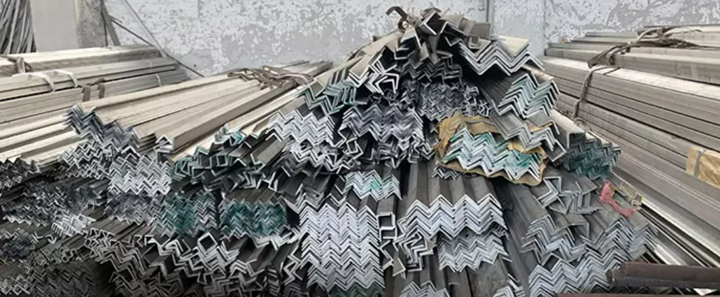 Hot Rolled Stainless Steel Angle 304 316 For Transmission Tower