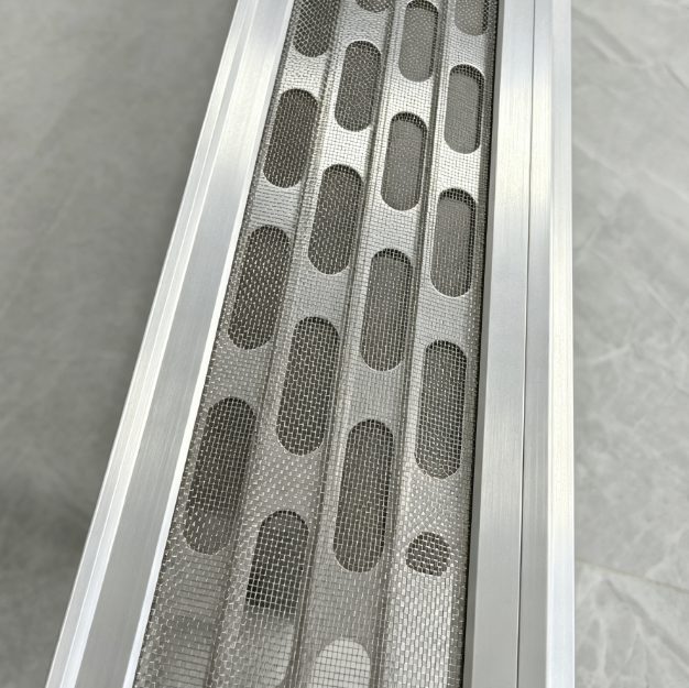 High Tensile Strength Aluminum Gutter Leaf Guards Deformation Proof