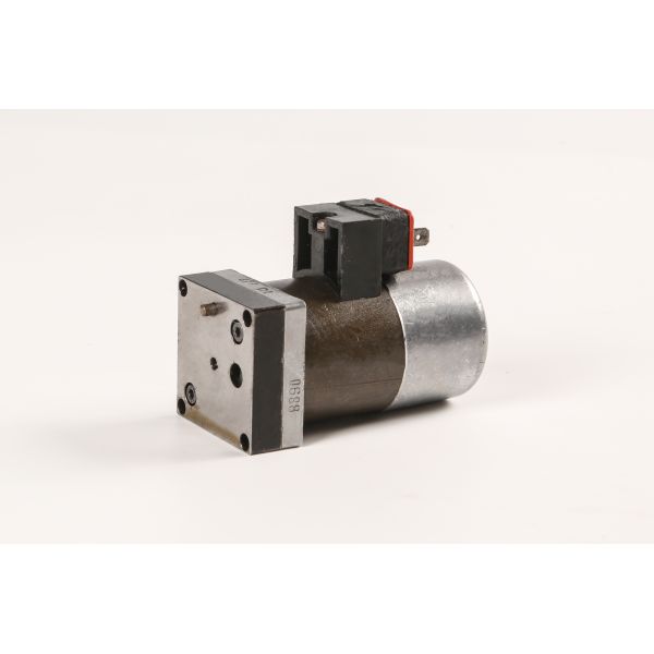 Polar Guillotine Cutter Hydraulic Solenoid Valve Designed for Optimal Cutting Results