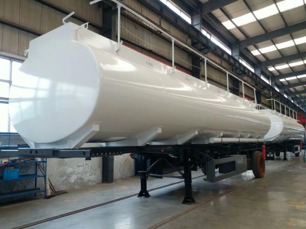 30 Cubic Meters Water Tank Trailer Truck for Unloading , Manual Transmission