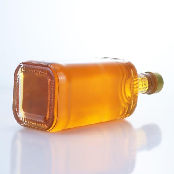 Screw Cap Square Spirit Glass Bottle for Whisky Vodka Tequila Gin Rum Customized Logo