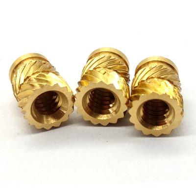 6.3 mm 10 mm Noix de cuivre moulée M2 M3 M4 M5 M6 Composants en cuivre de précision