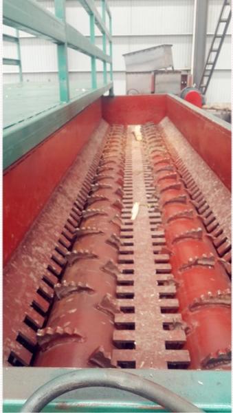 A máquina de corte da árvore da qualidade de China do debarker de madeira registra a máquina de descascamento