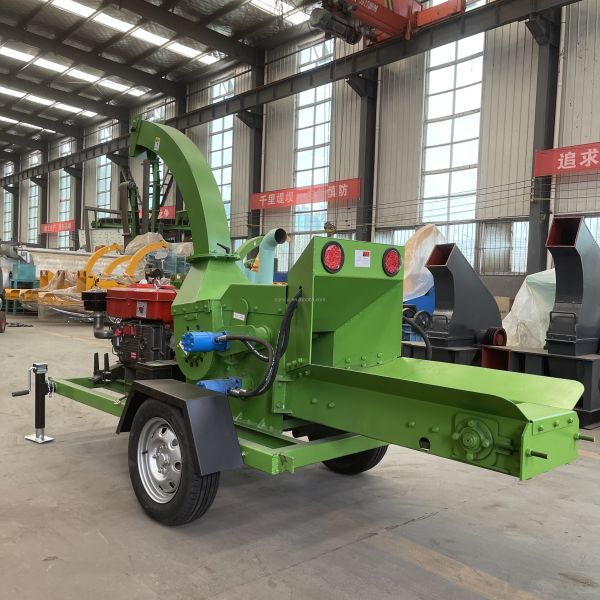 Greening Made Easy 55hp Diesel Powered Branch Crusher for Crushing Biomass Waste Wood
