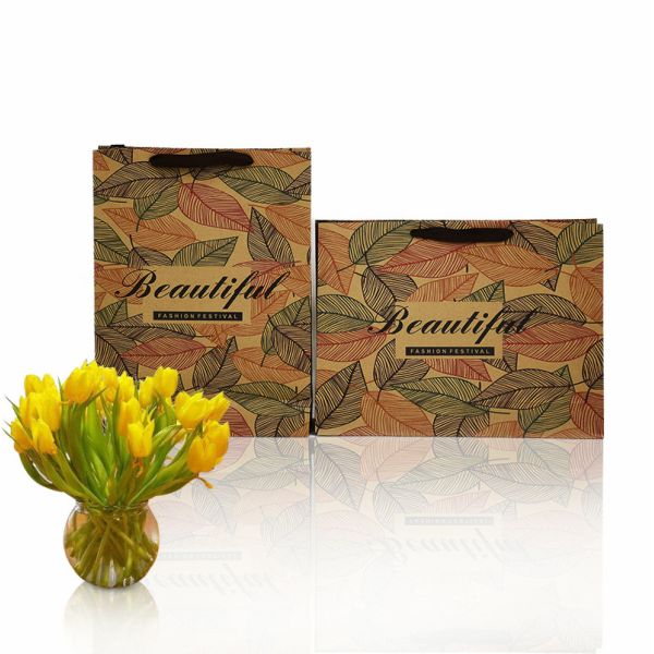 Pink Grey Twisted Handle Paper Bags Custom Retail Packaging Bags 250g 300g