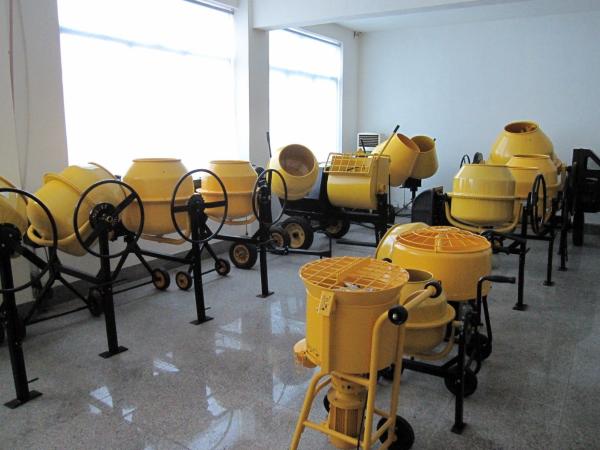 Esteja o tipo precisão de 20mm Mini Concrete Mixer Machine Artificial