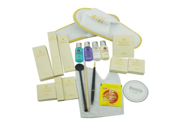 20 Contents Hotel Amenity Kits With Coral Fleece Slippers / Plastic Toothbrush 