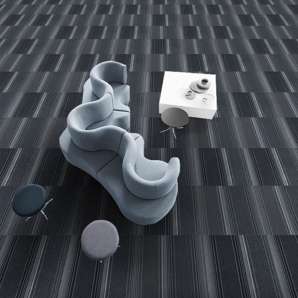 La solution de pile de boucle a teint le tapis en nylon de plancher de