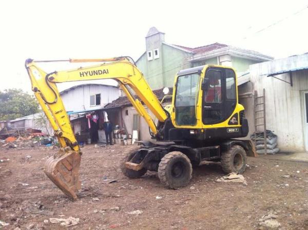 6 ton Used Wheel Excavator, Original from Japan Excavator