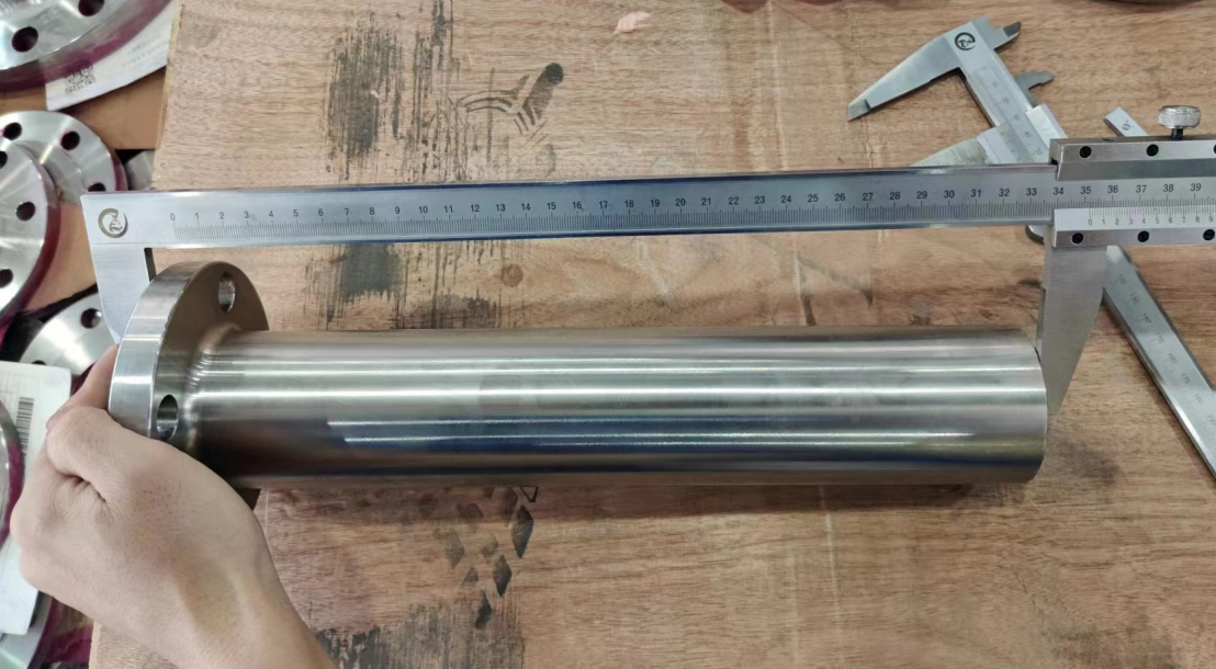 SS пускают штуцеры по трубам служат фланцем LWN RF 300LBS ASME B16.5 SS316L фланцы 1.1/2