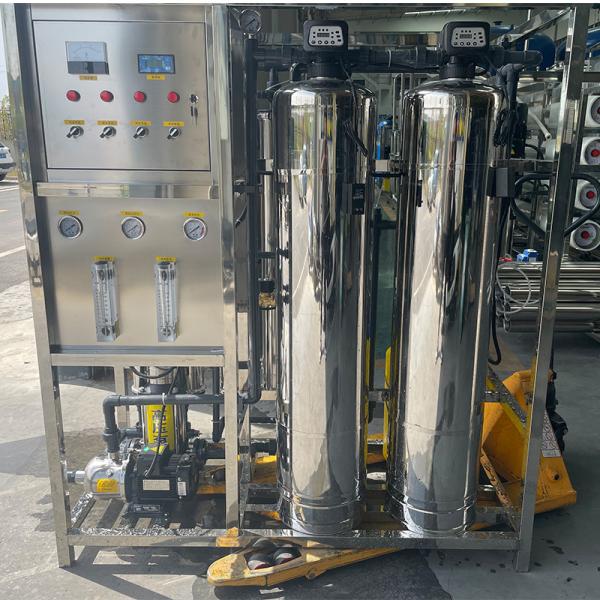 Appareil de purification d'eau potable souterraine avec capacité de 1000 LPH et élimination de TDS