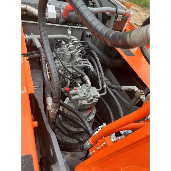 ZX350-3G Second Hand Hitachi Excavators 35000KG Fuel Efficiency