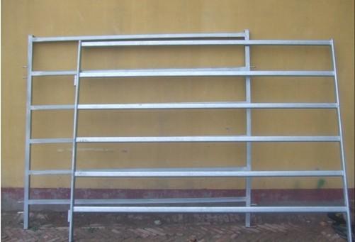 Six Bars Heavy Duty Metal Oval Rail livestock fence panels  Locking Pins. . Victoria 