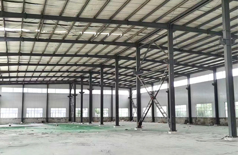 Fireproof Steel Structure Warehouse with 4-12 Meters Height and Customizable Span for Industrial Use