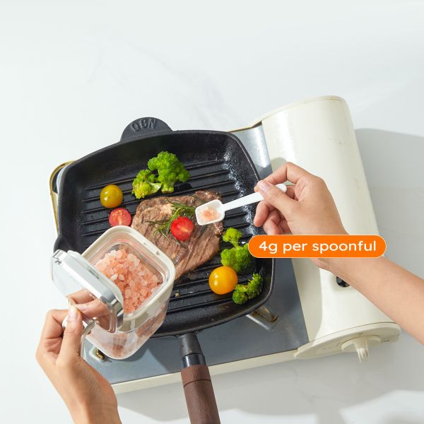 2024 New Design Kitchen Seasoning Storage Container Glass Spice Salt Jars With Stainless Steel Lids