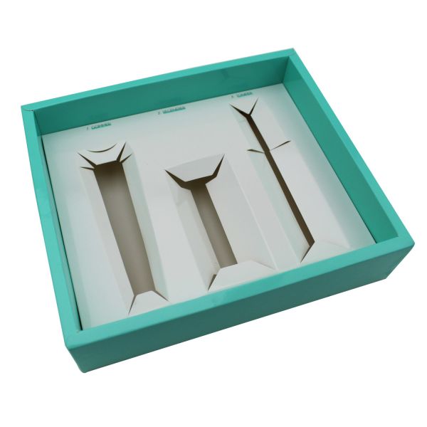 Boîtes de vernis à ongles en papier à huile essentielle pour boîtes d'emballage avec affichage de fenêtre