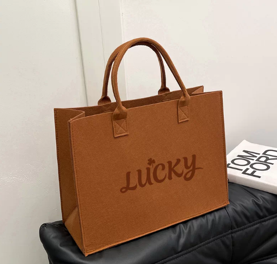 Eco-Friendly Felt Tote Bags with Handles for Retail and Gift Packaging