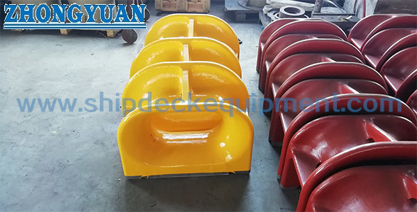 ISO 13713 Type A Casting Steel Deck Mounted Mooring Chock Ship Towing Equipment