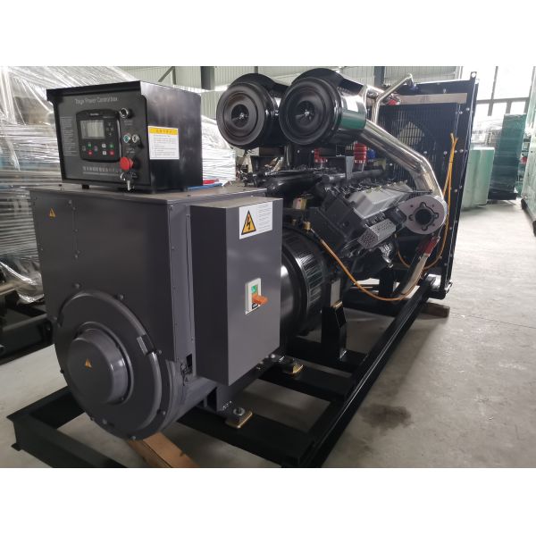 1900KVA Diesel Generator Set with Digital Auto Control Panel for Industrial 3 Phase Power Solutions