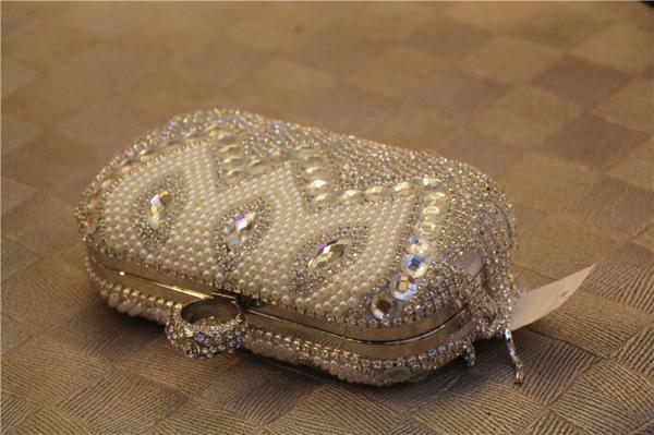 High-end European and American high-grade diamond pearl evening bag banquet bride tassel Clutch