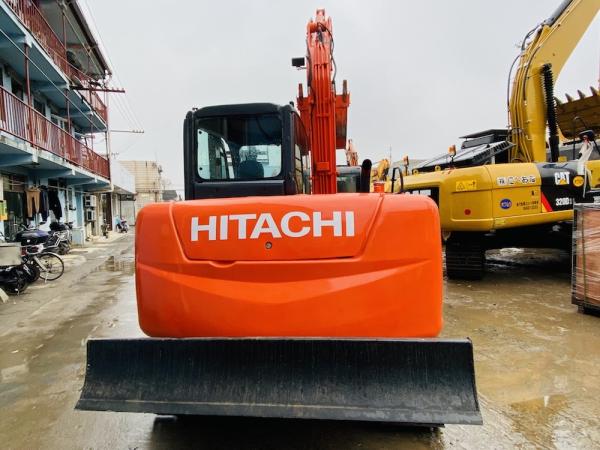 7 Ton Original Japan Used Hitachi ZX70 Crawler Excavator With 40.5KW Engine Power And 0.3m3 Bucket Capacity