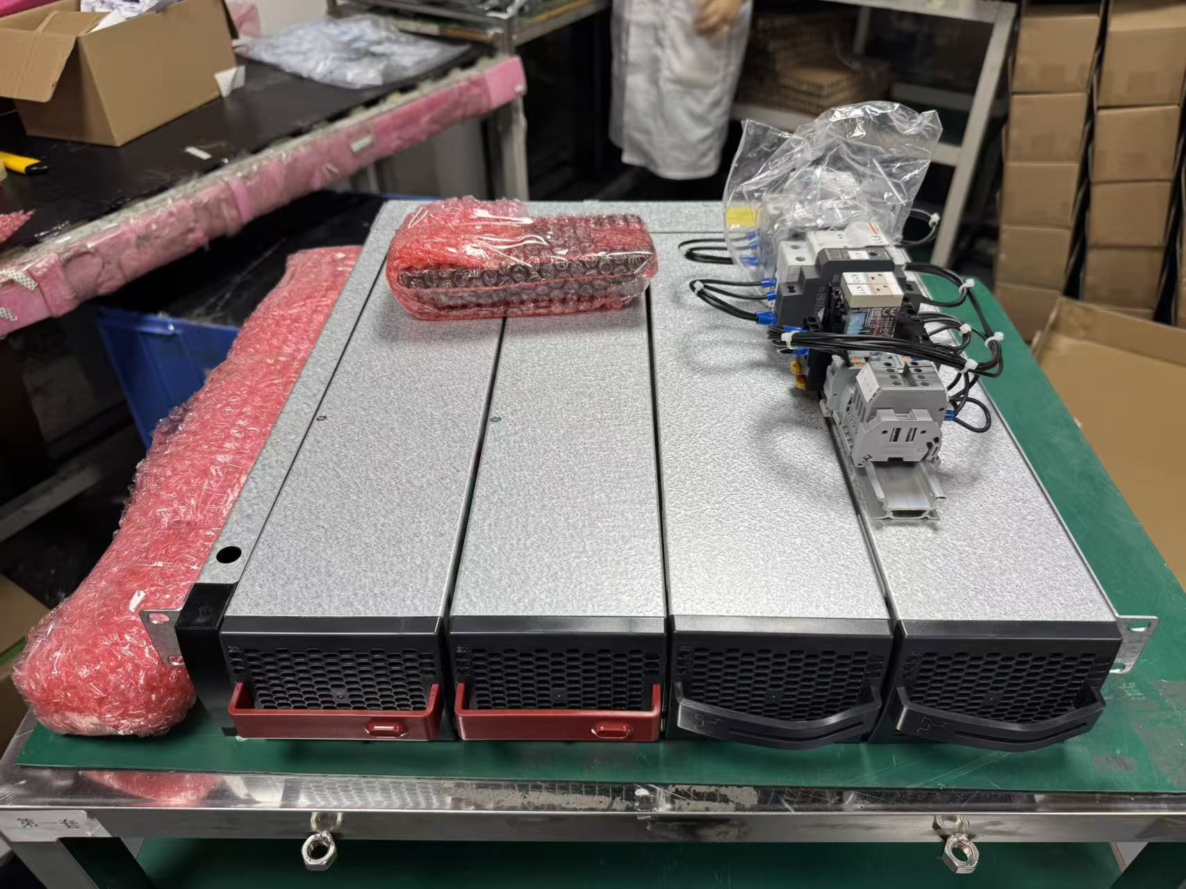 CE+T Bravo 25 1 Phase 110Vdc To 230Vac 6KVA DC To AC Inverter System P/N S62AD5E0204SN000K001