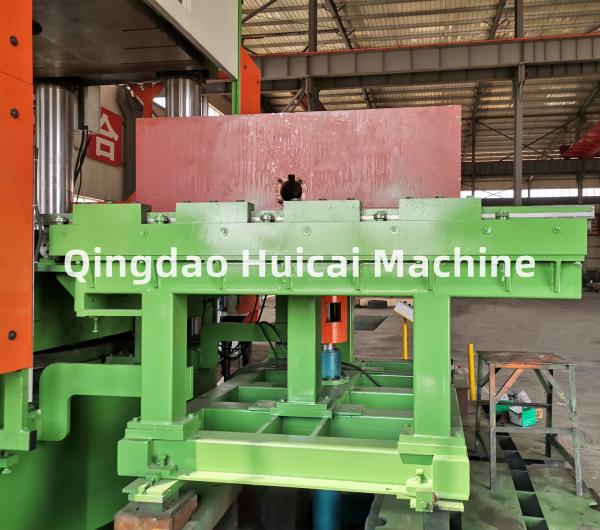 Solid Tire Vulcanizing Machine with 125 rpm Screw Speed and One or Two Screw Design