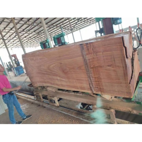 Electric Vertical Band Sawmill Wood Cutting Machine MJ3310 Hydraulic Log Turner 1060mm Wheel Automatic Carriage