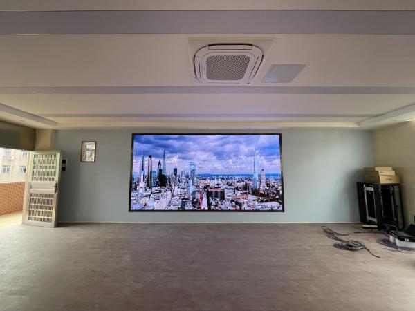 a parede video P1.25 interno do diodo emissor de luz de 600cd/Sqm HD conduziu a placa dos sinais de propaganda