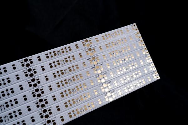 Hong qi  White Led Color Soldmask White 100W 12000LM LED Flood Light for Customized Requirements&2835 Immersed gold plate &LED FPC Immersion tin circuit board
