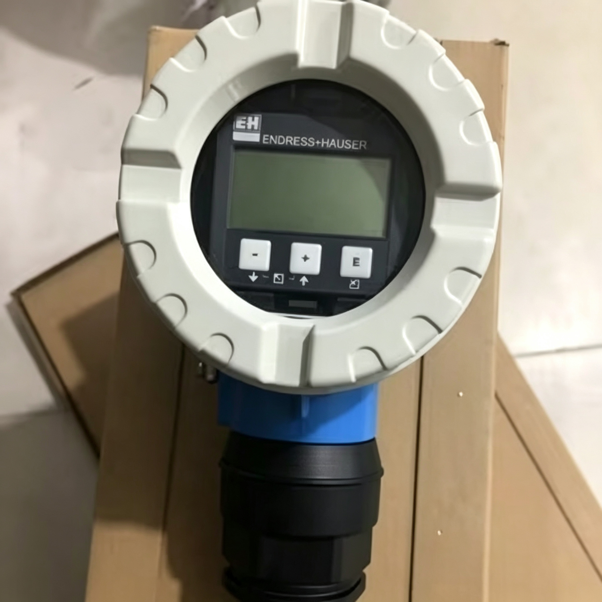 Prosonic FMU40 Ultrasonic Level Sensor with Time-of-Flight Measurement for Non-Contact Level and Flow Monitoring