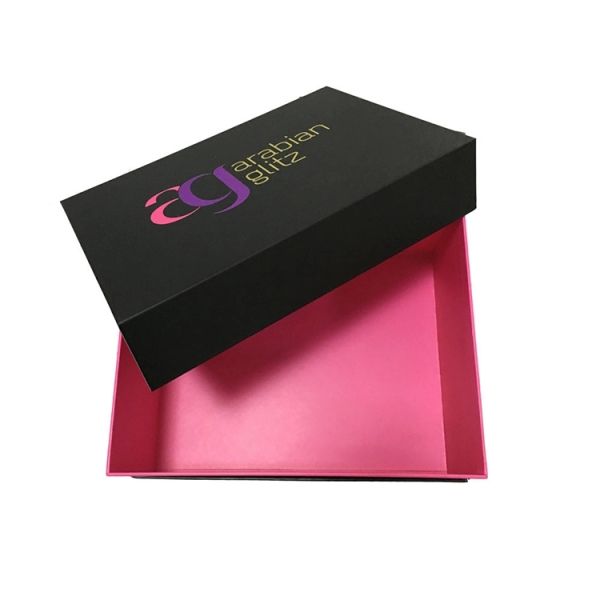 Pink Blue 300gsm Art Paper Custom Luxury Apparel Boxes Hot Stamping
