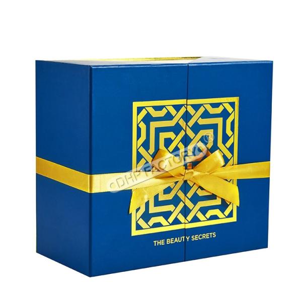 Elegant Eco-Friendly Cosmetic Skin Care Gift Boxes with Plastic Tray