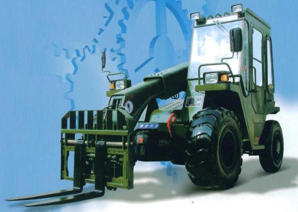 6M Max Lifting Height Telescopic Boom Forklift for Goods Transportation / Engineering Building