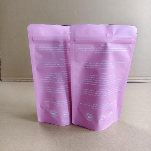 Des sacs debout avec un joint scellé pour l'emballage alimentaire, dotés d'une fonction d'impression à haute définition.
