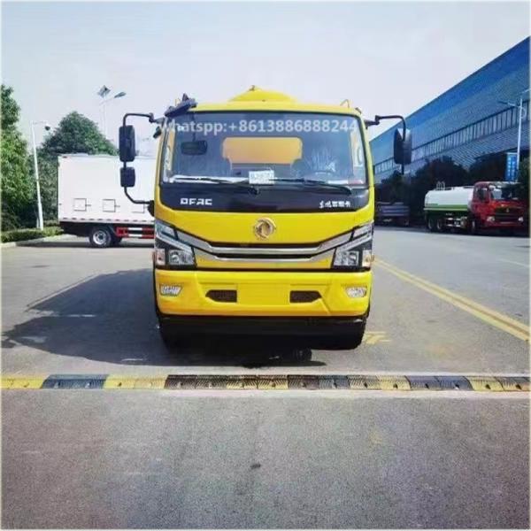 Duolica  6000 Liters Cleaning Suction Truck   High Pressure Washer  Truck Vacuum Tanker