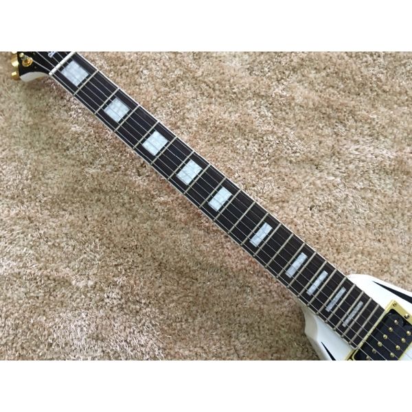 jackson custom guitar White color Golden hardwares Blocks inlay on rosewood fingerboard flying v electric guitar 6 strin