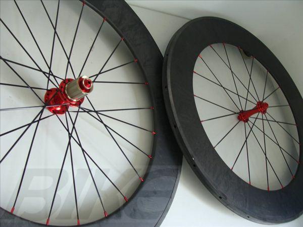 Chinese popularSuper light strong 700c clincher carbon wheelset carbon 88mm 23mm road bike