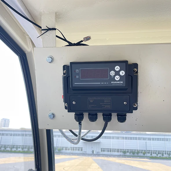 Zehua Heavy Duty Marine Crane 1000 Ton - Specialized for Malaysia Shipyard Boat & Yacht Lifting