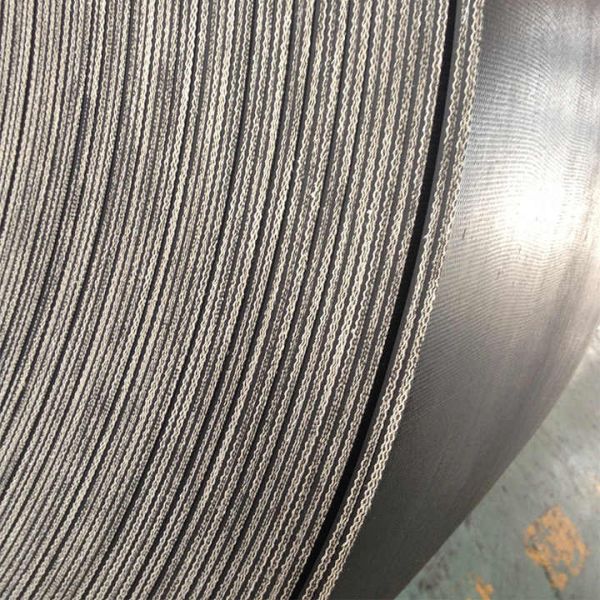 Ceinture de convoyeur de câble en acier ignifuge pour la métallurgie et l'industrie de l'électricité