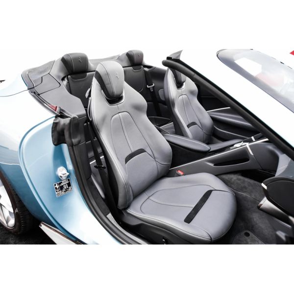 2023 Véhicules classiques Ferrari Roma Cabriolets essence voitures neuves